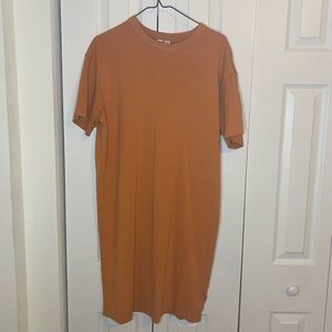 Uniqlo Midi T-shirt Dress